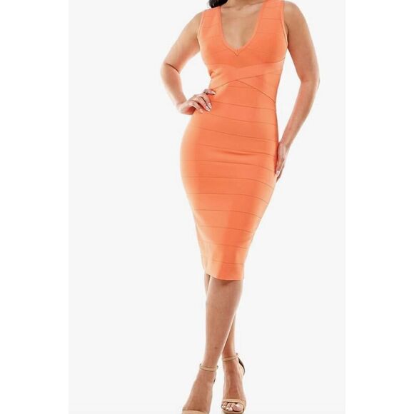 BANDAGE MIDI DRESS color pearl blush dress size xs sexy New Year’s Eve dress